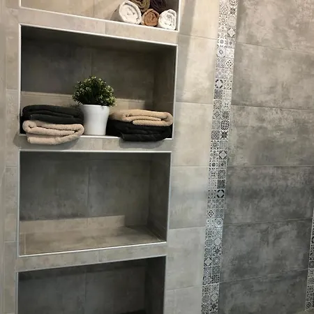 Bedinreims Luxe Wonderful Calm In Center, Ideal For 2 Adults And 3 Children Free Parking * 랭스