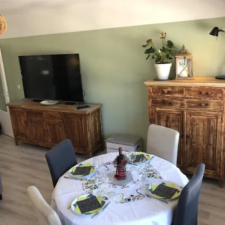 Apartment Bedinreims Luxe Wonderful Calm In Center, Ideal For 2 Adults And 3 Children Free Parking *