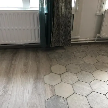 Grand T3- Spacious 2Br Apartement With Free Parking Near City-Center Ideal Business & Reims Visits *