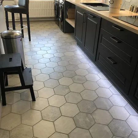 Bedinreims Luxe Wonderful Calm In Center, Ideal For 2 Adults And 3 Children Free Parking *