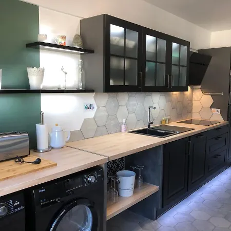 Apartment Bedinreims Luxe Wonderful Calm In Center, Ideal For 2 Adults And 3 Children Free Parking *