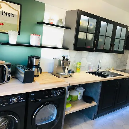 Bedinreims Luxe Wonderful Calm In Center, Ideal For 2 Adults And 3 Children Free Parking Lägenhet